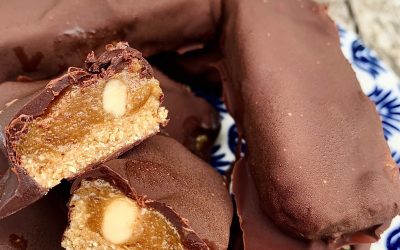 Raw Snickers Bars